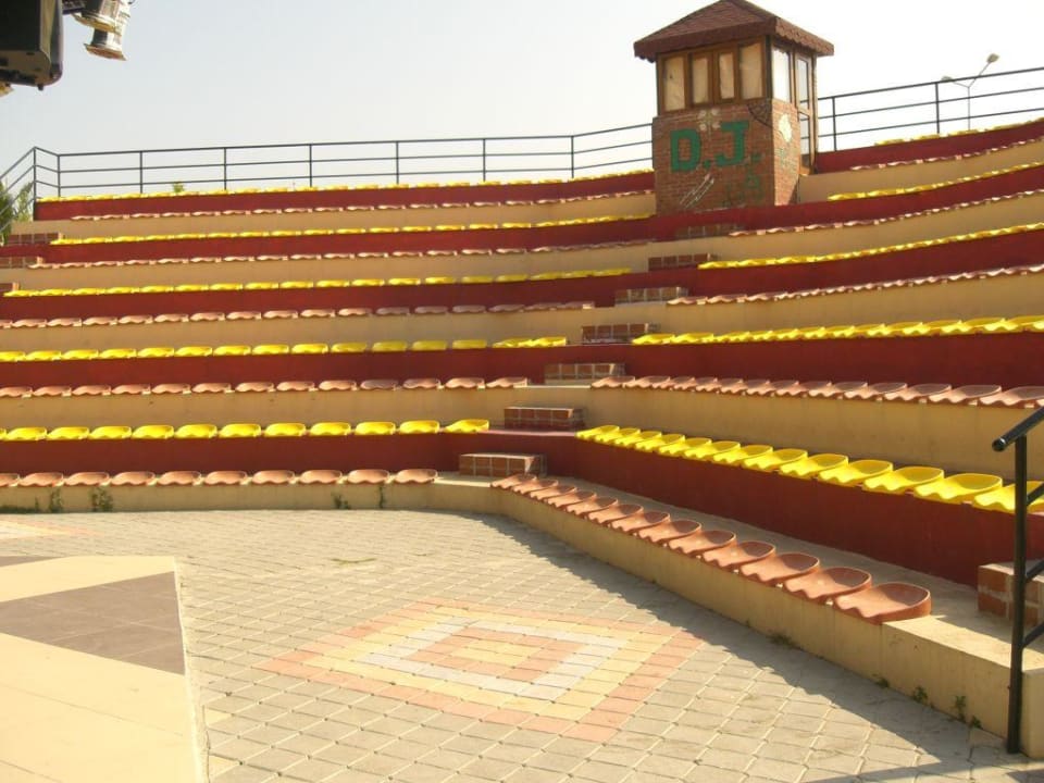 Amphitheater Hotel Orfeus Park