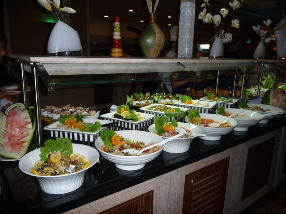 Teil des Salatbuffets Aydinbey Kings Palace & Spa