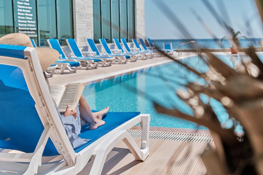 Pool Hotel Bilyana Beach