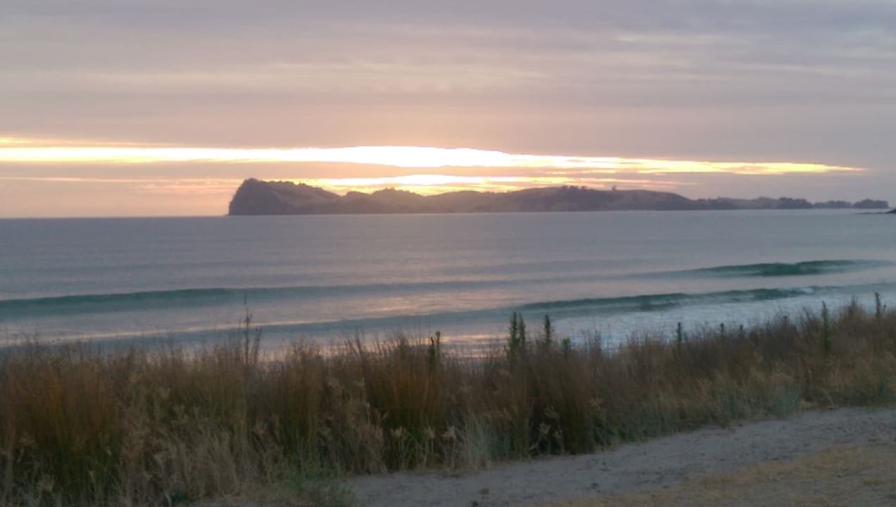 Strand Hotel Pauanui Pines Motor Lodge