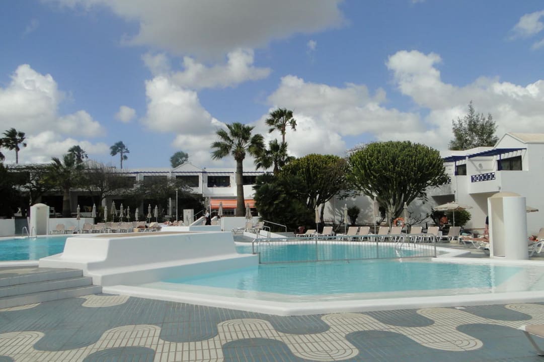 2. Pool Relaxia Olivina