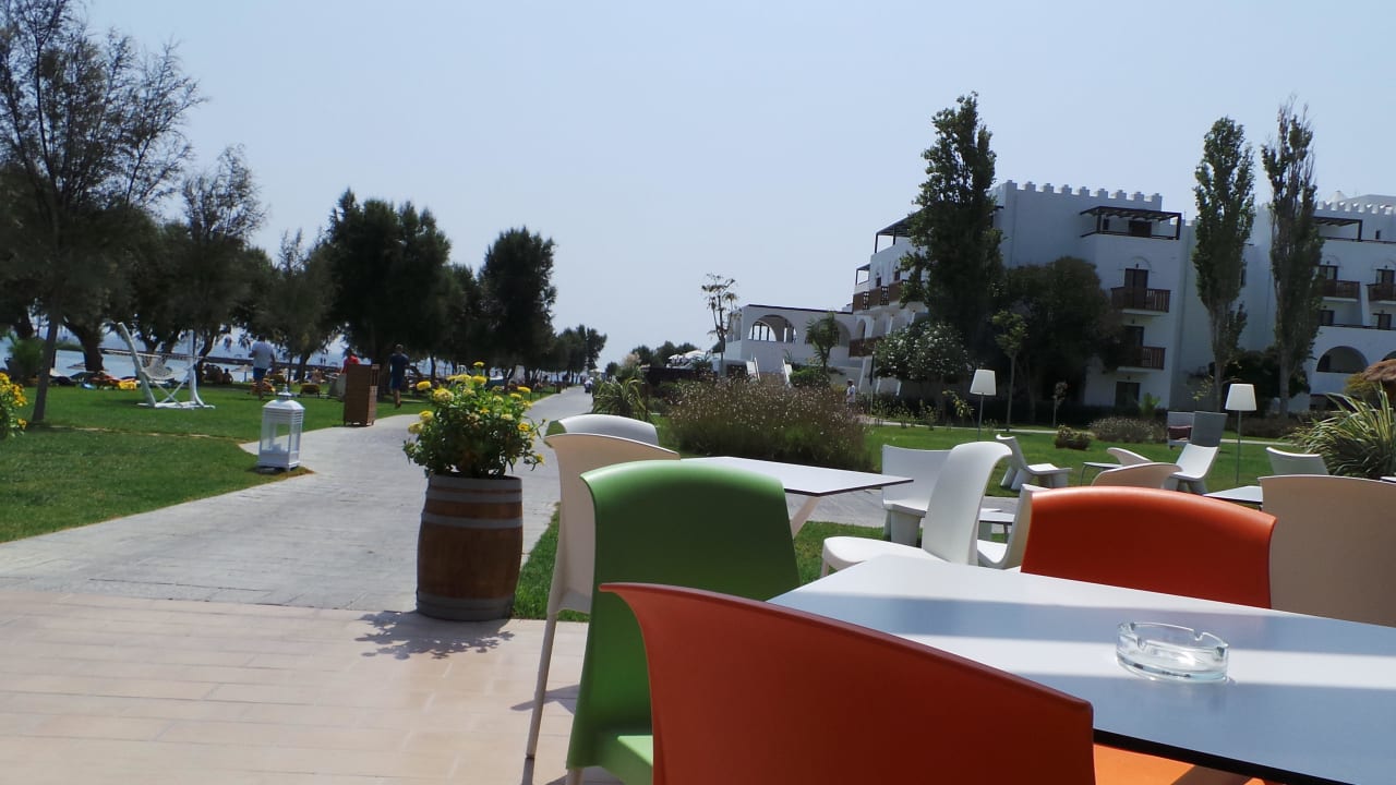 Widok z baru Anemos  TUI BLUE Oceanis Beach and Spa Resort