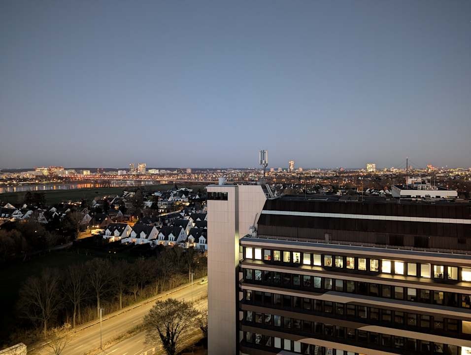 Ausblick Lindner Hotel Dusseldorf Seestern, part of JdV by Hyatt