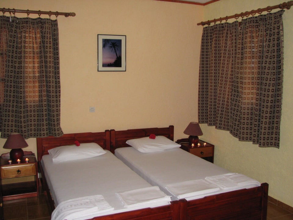 The bedroom of a studio Apartments Sunrise