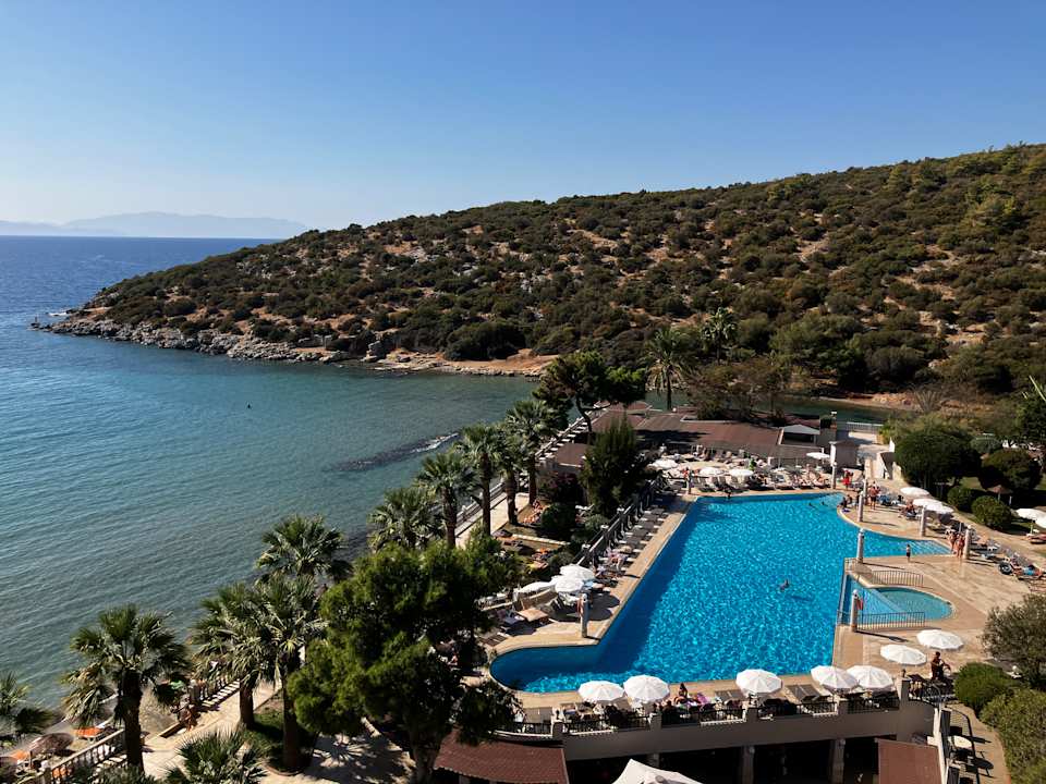 Pool Tusan Beach Resort