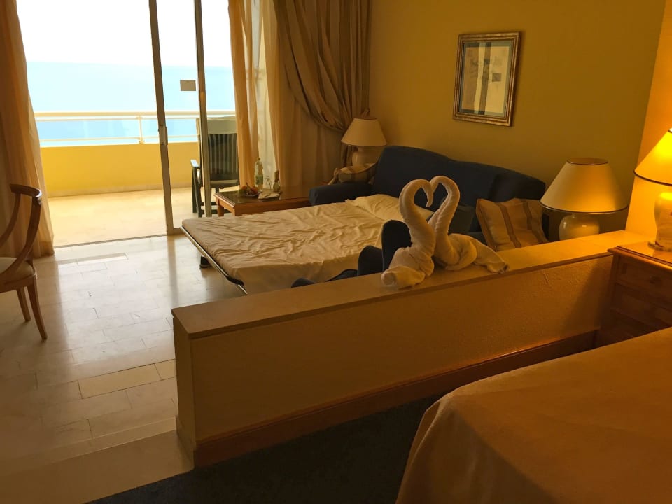Wohn- und Schlafbereich mit Ausziehsofa Hotel Riu Palace Jandia