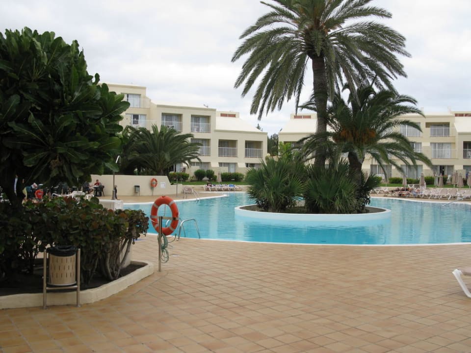 Poolanlage vom Village Hotel Riu Oliva Beach Resort