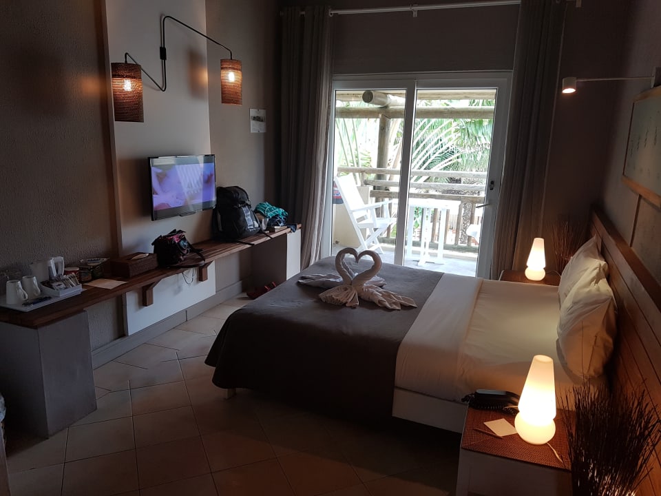 Zimmer Friday Attitude