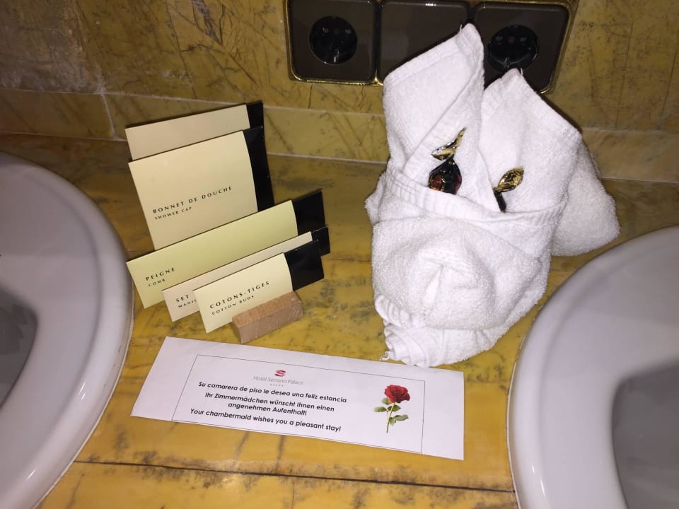 Bad Hotel Serrano Palace