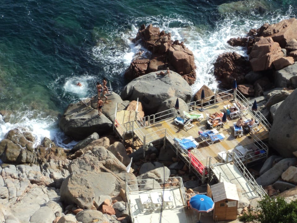 Einer von zwei Hotelstränden "Cala Moresca" Arbatax Park Resort - Borgo Cala Moresca