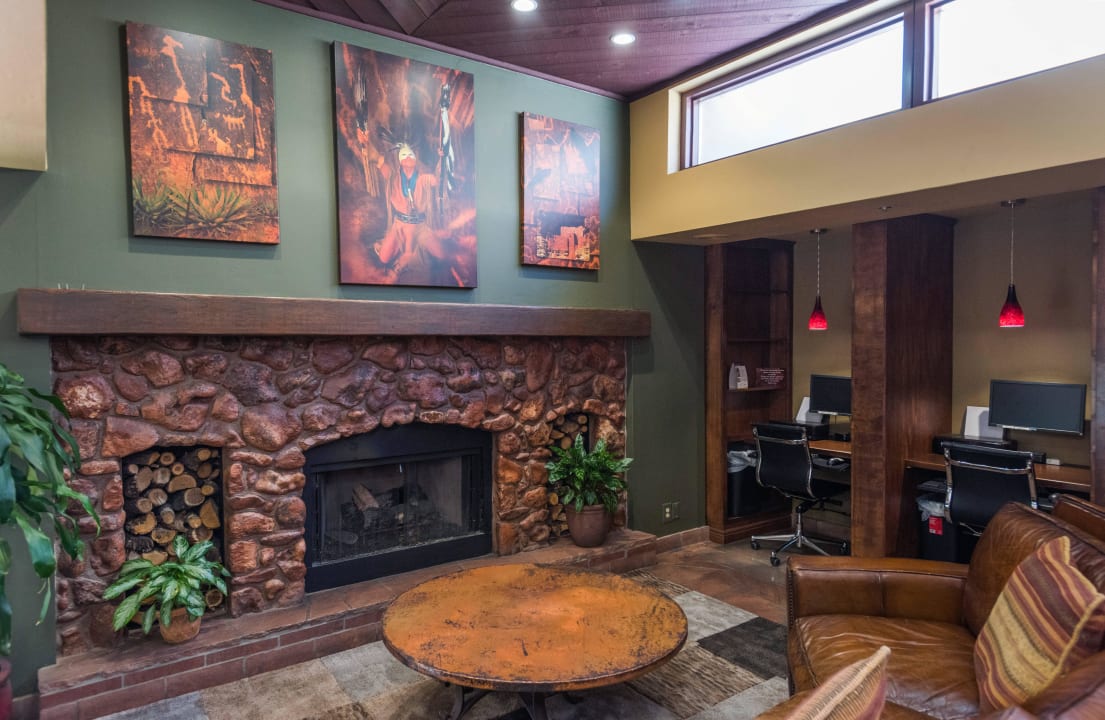 Lobby and Business Center Sky Rock Inn of Sedona