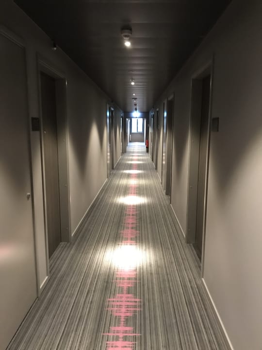 Sonstiges MOXY Frankfurt Airport
