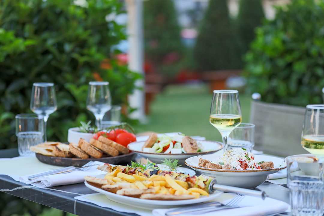 Gastro Hotel Yakinthos