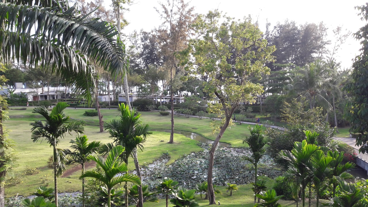 Gartenanlage Dusit Thani Krabi Beach Resort