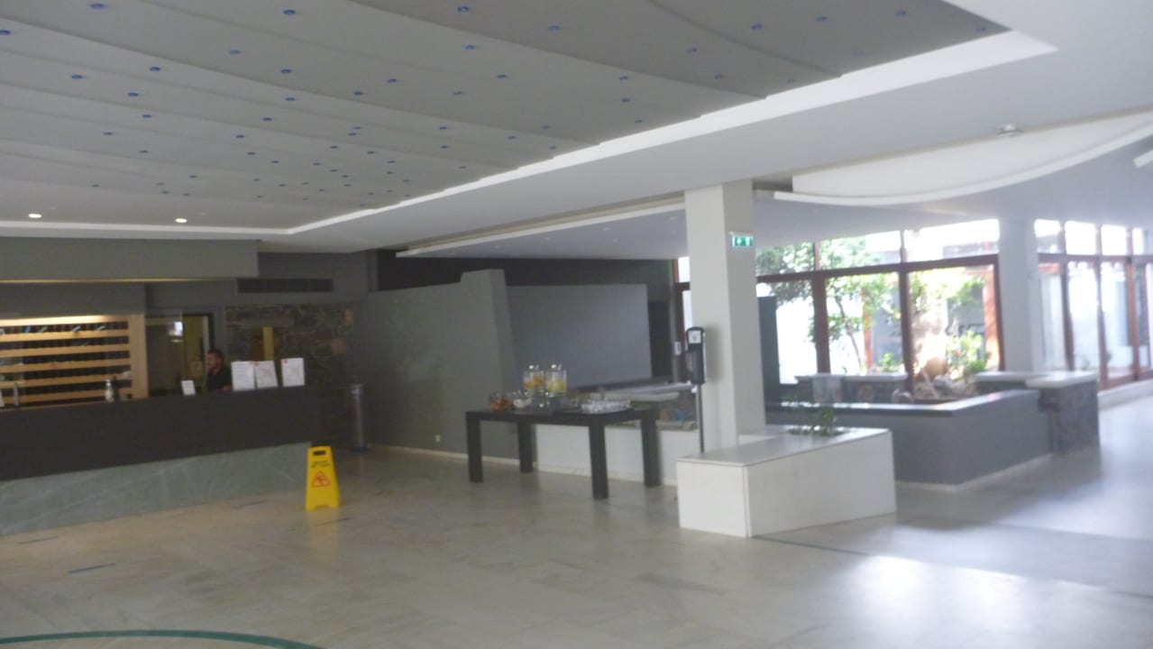 Lobby Sol Marina Beach