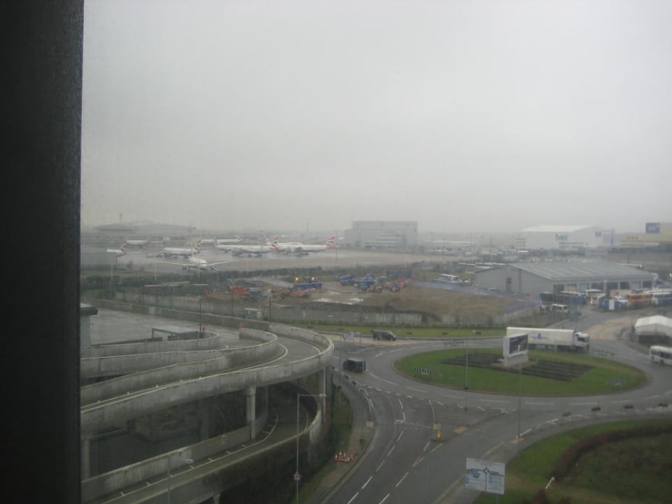 Ausblick vom Zimmer Hilton Garden Inn London Heathrow Airport
