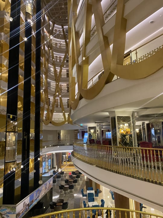 Gastro Dream World Aqua Hotel