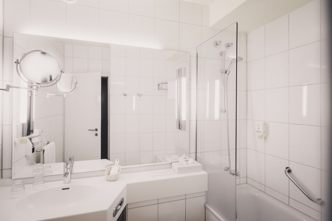 Zimmer Abacco by Rilano