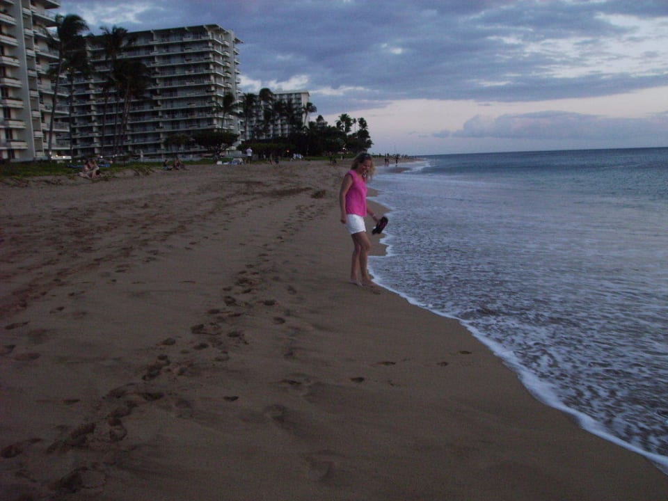 Strand Maui Kaanapali Beach Hotel