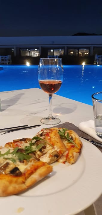 Gastro Gennadi Grand Resort