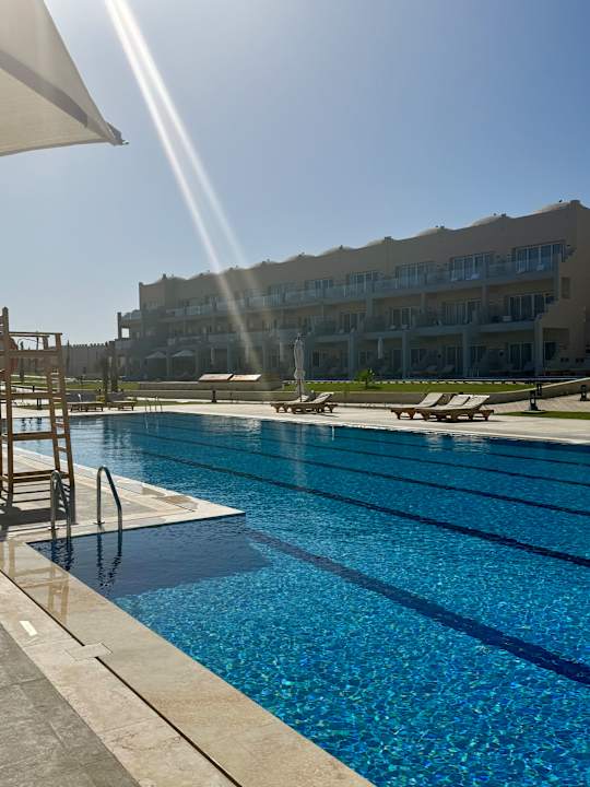 Pool Diamond Beach by Pearl Resort