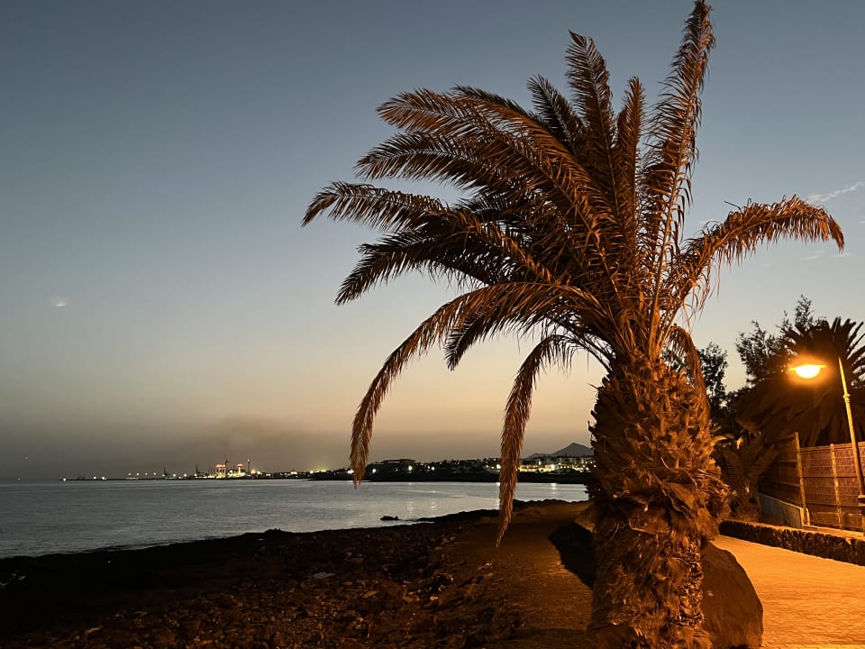 Strand Hotel Grand Teguise Playa