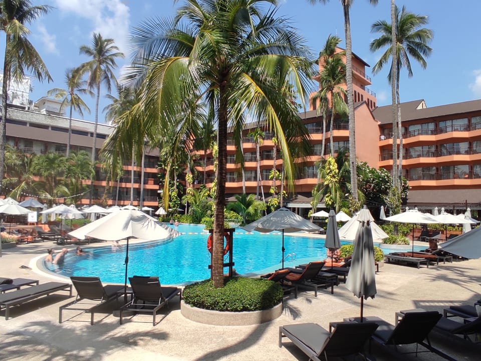 Pool Courtyard by Marriott Phuket, Patong Beach Resort