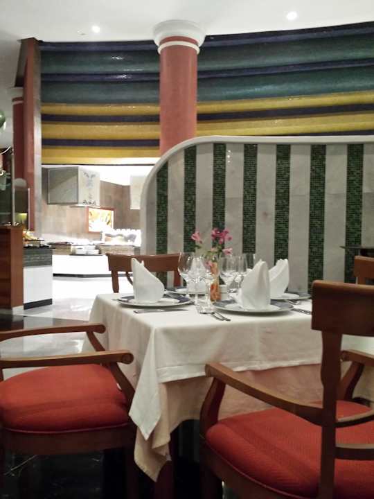 Buffetrestaurant JOIA Paraiso by Iberostar