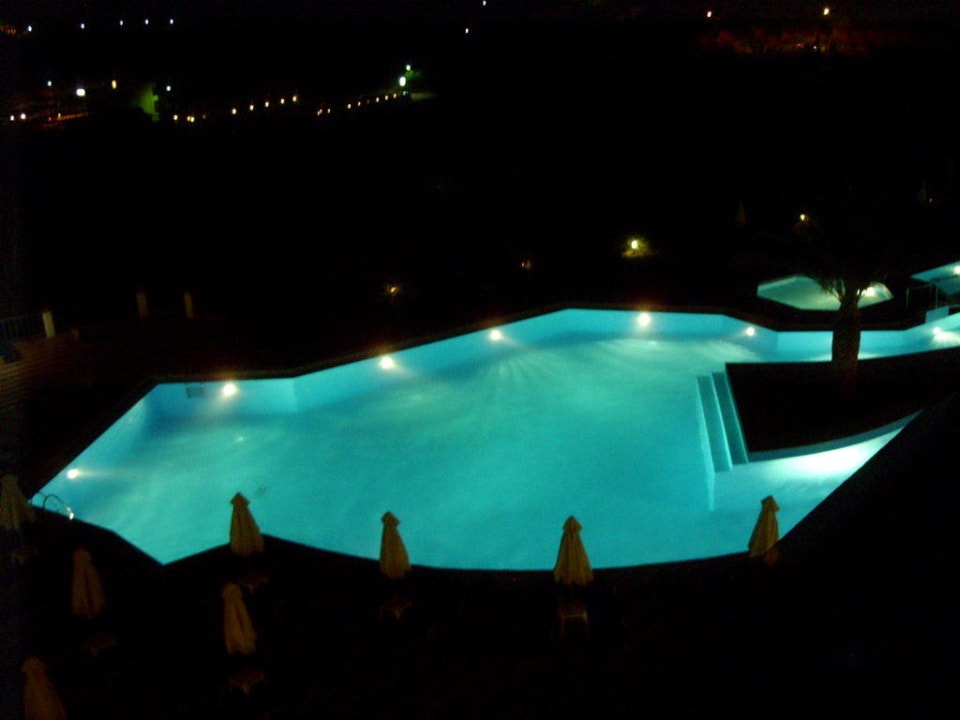 Bei Nacht Fodele Beach & Water Park Holiday Resort