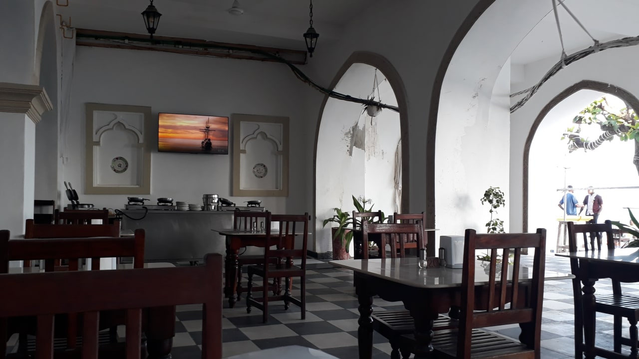 Gastro Tembo House Hotel And Apartments