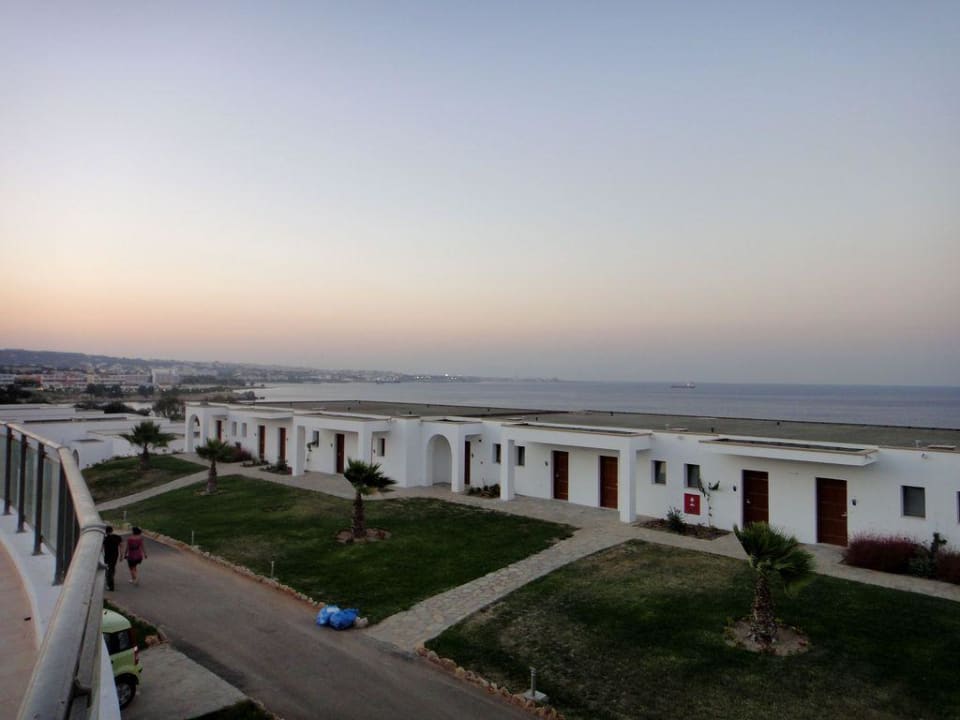Blick von Terrasse nach Rhodos Stadt Kresten Palace Hotel