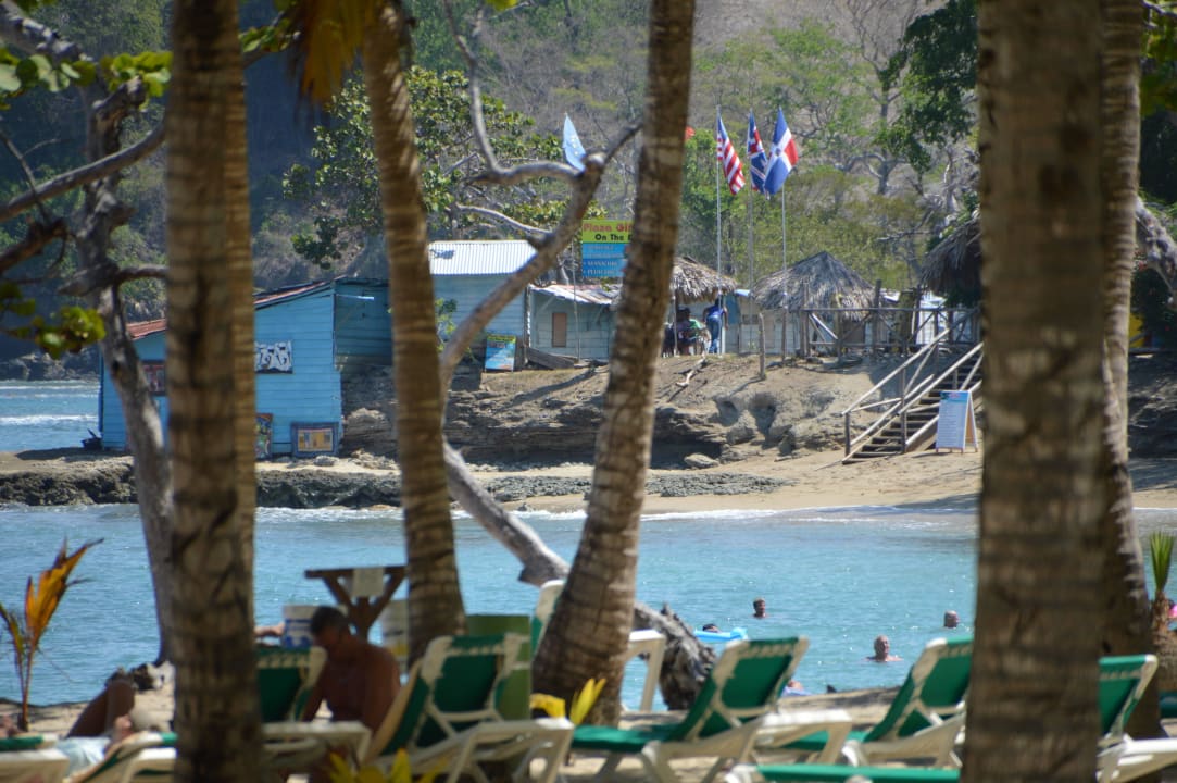 Strand Playabachata Hotel