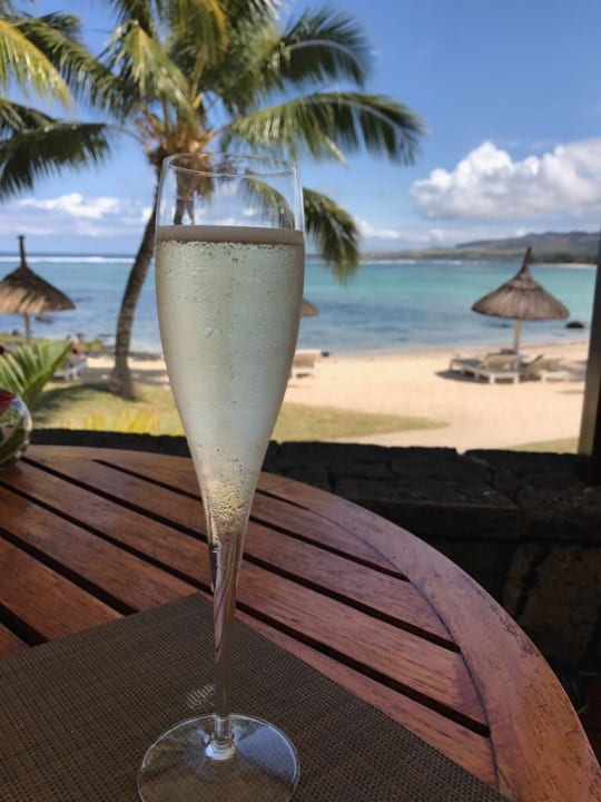 Strand Shanti Maurice Resort & Spa