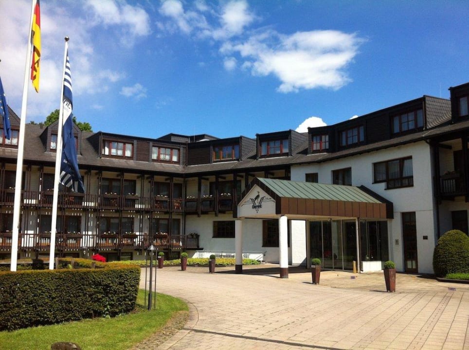 Vorfahrt Hotel Dorint Venusberg