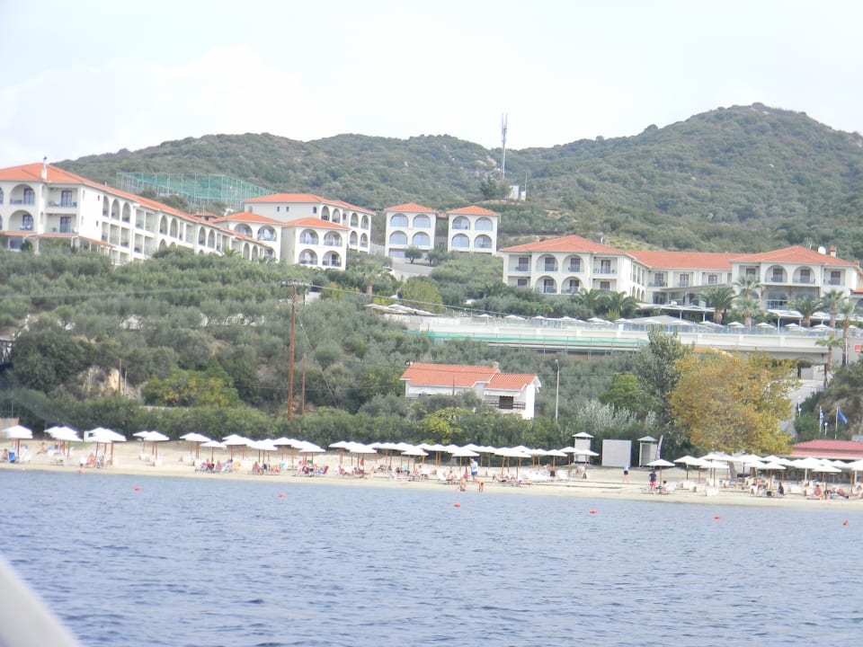 Außenansicht Akrathos Beach Hotel