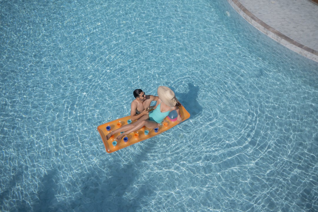 Pool Holiday Inn Resort Krabi Ao Nang Beach by IHG