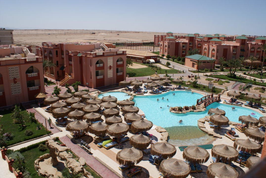 Widok na hotel Pickalbatros Aqua Park Resort - Hurghada