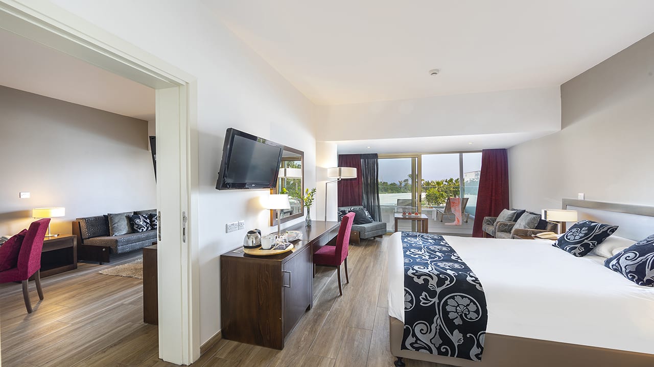 Zimmer Crystal Springs Beach Hotel