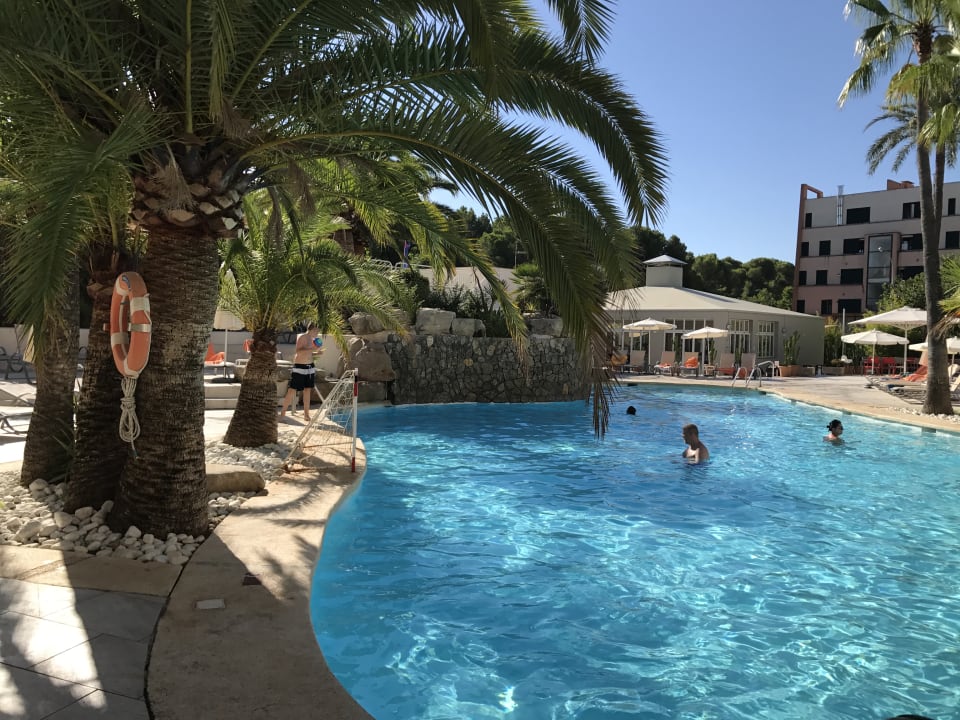 Pool Hotel Rosella