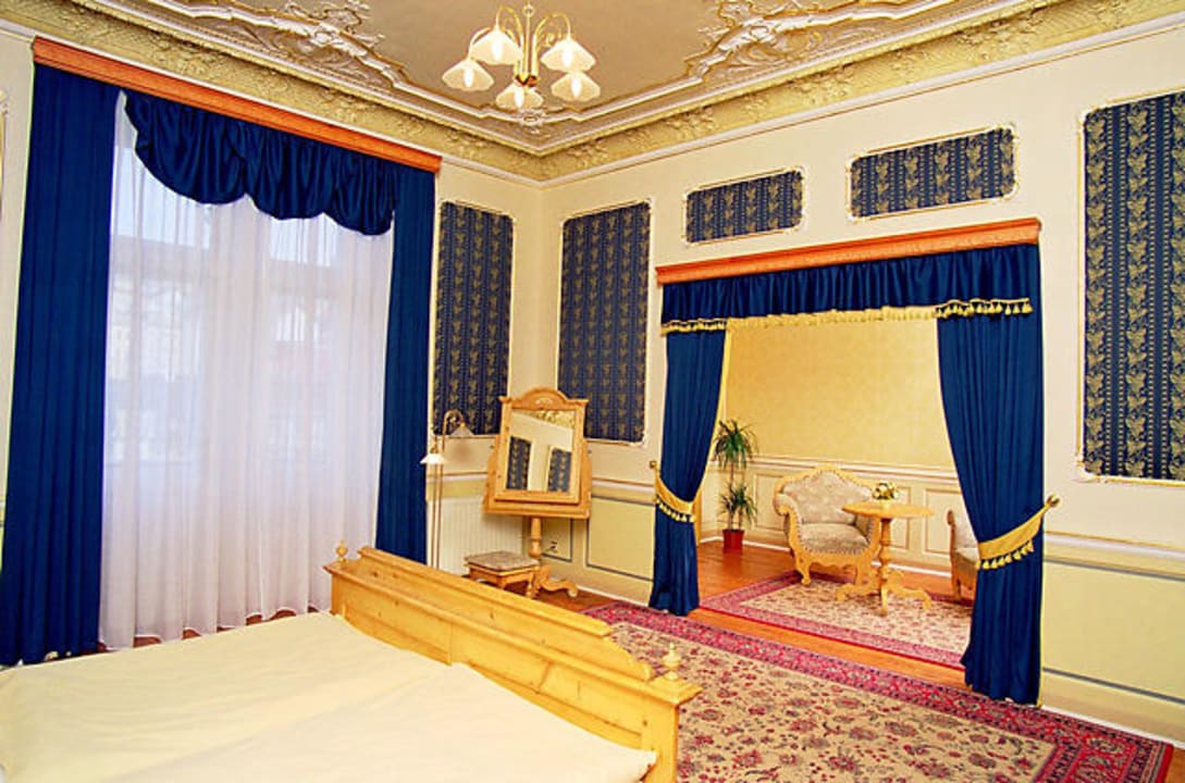 Suite Hotel Heluan