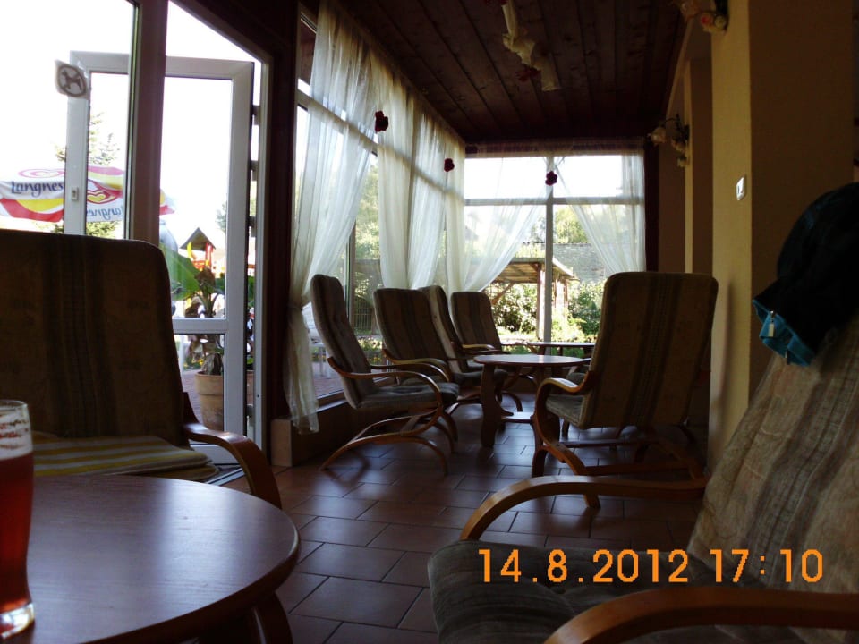 Wintergarten Center Hotel Bronkow