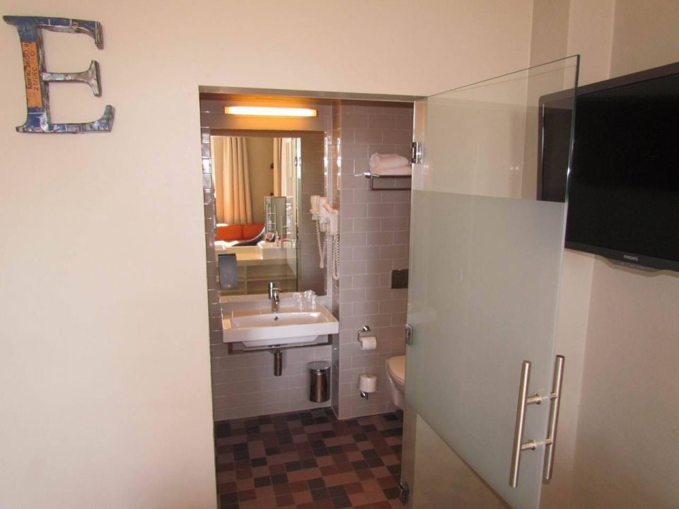 Suite #312 Comfort Hotel Grand Central