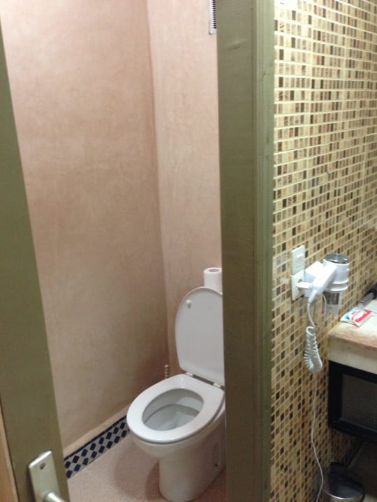 Toilette  Hotel Diwane
