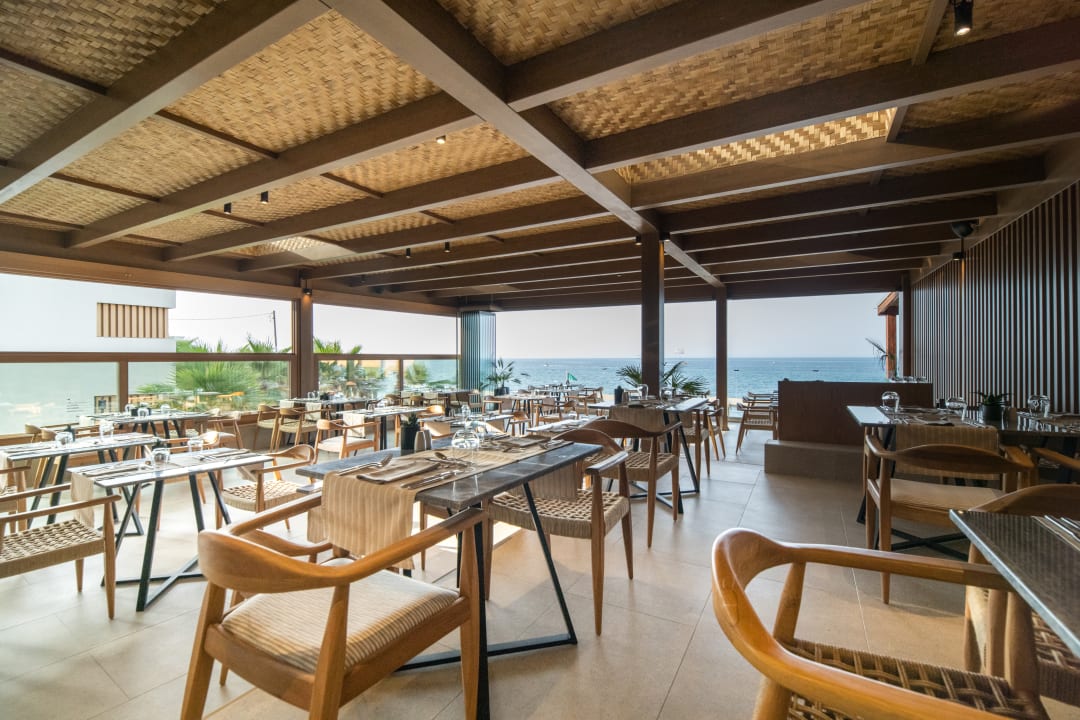 Gastro AKASHA Beach Hotel & Spa