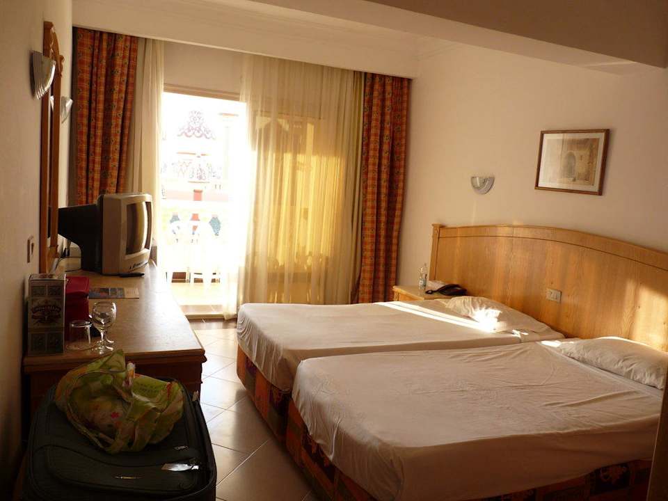 Номер дабл Pickalbatros Alf Leila Wa Leila Resort - Neverland Hurghada