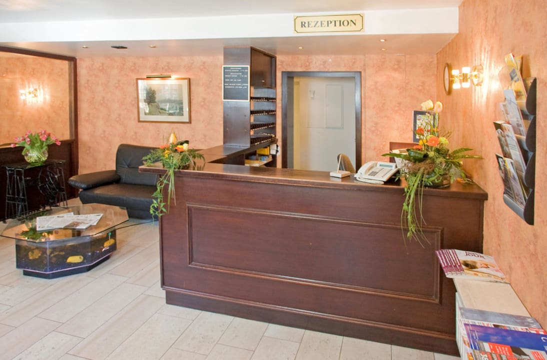 Rezeption und Lobby Hotel Astoria Bonn