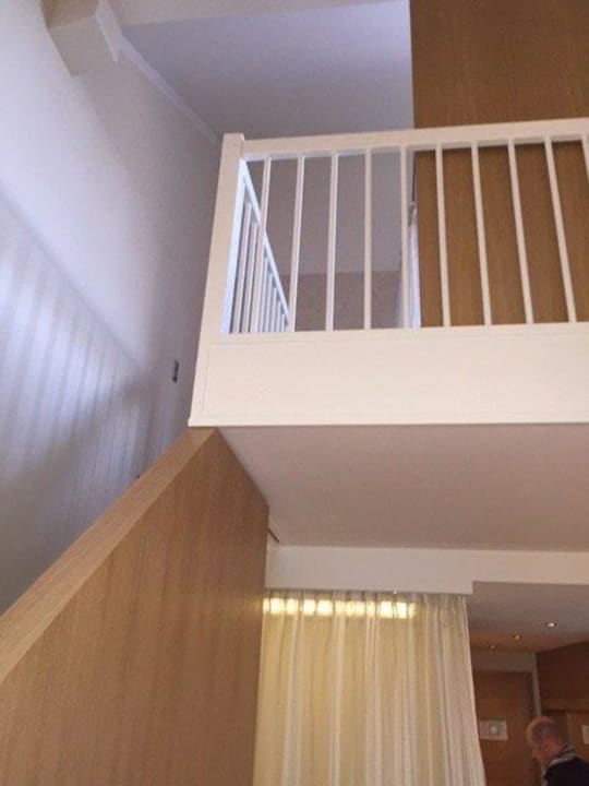 Empore zum Schlafbereich Honig Mond Suite Hotel Sonnengut