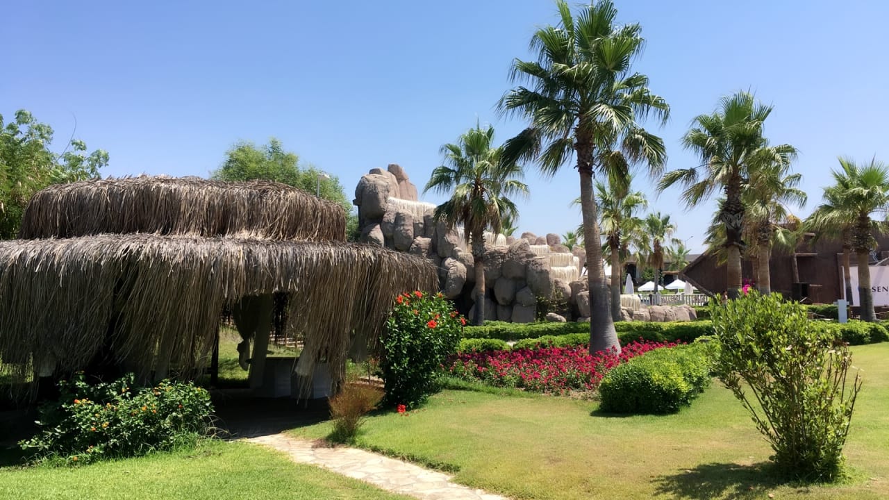 Gartenanlage Flora Garden Beach Hotel ( 16+ Adults Only )