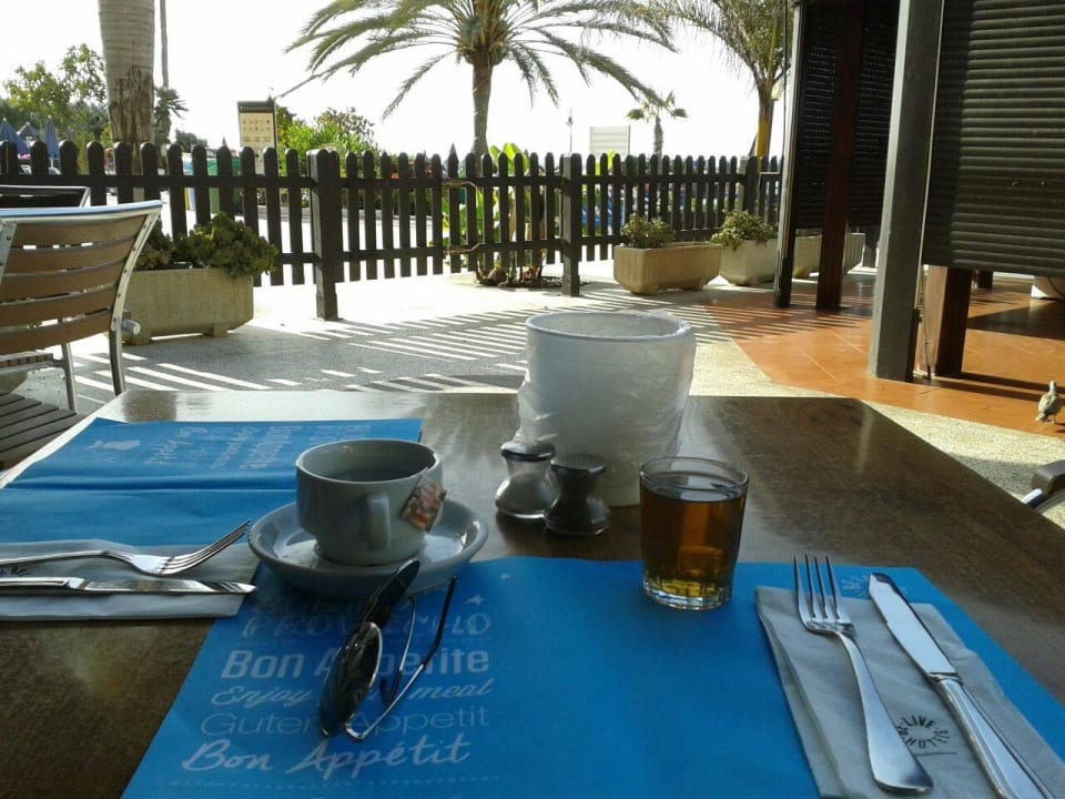 Frühstück mit Meerblick Hotel Grand Teguise Playa