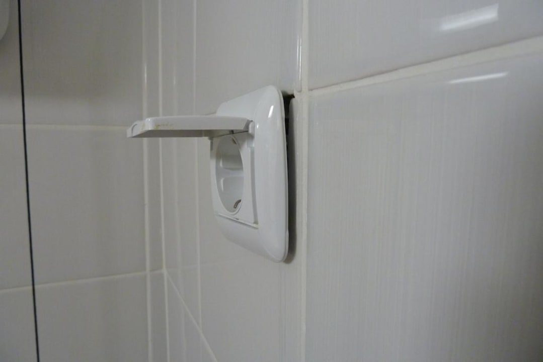Steckdosen im Zimmer Sunny Krk by Valamar